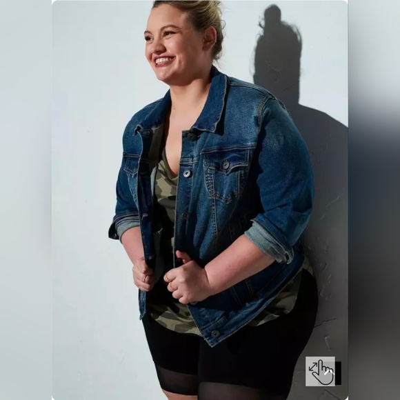 Torrid Black Mesh Hem Bike Short - Picture 5 of 5